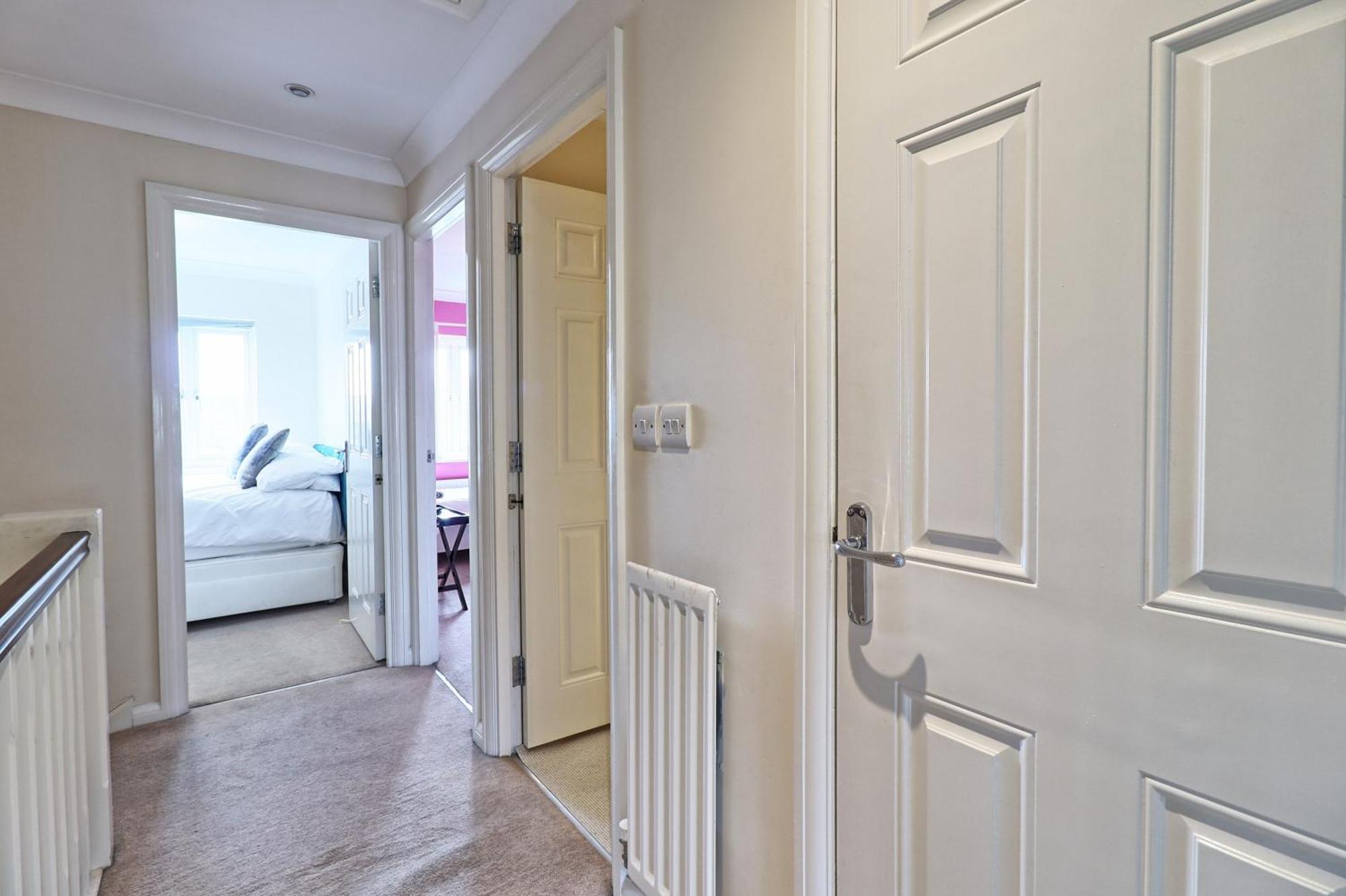 By Buildersbeds - Paignton House 4 Bedrooms Harold Wood Exterior foto