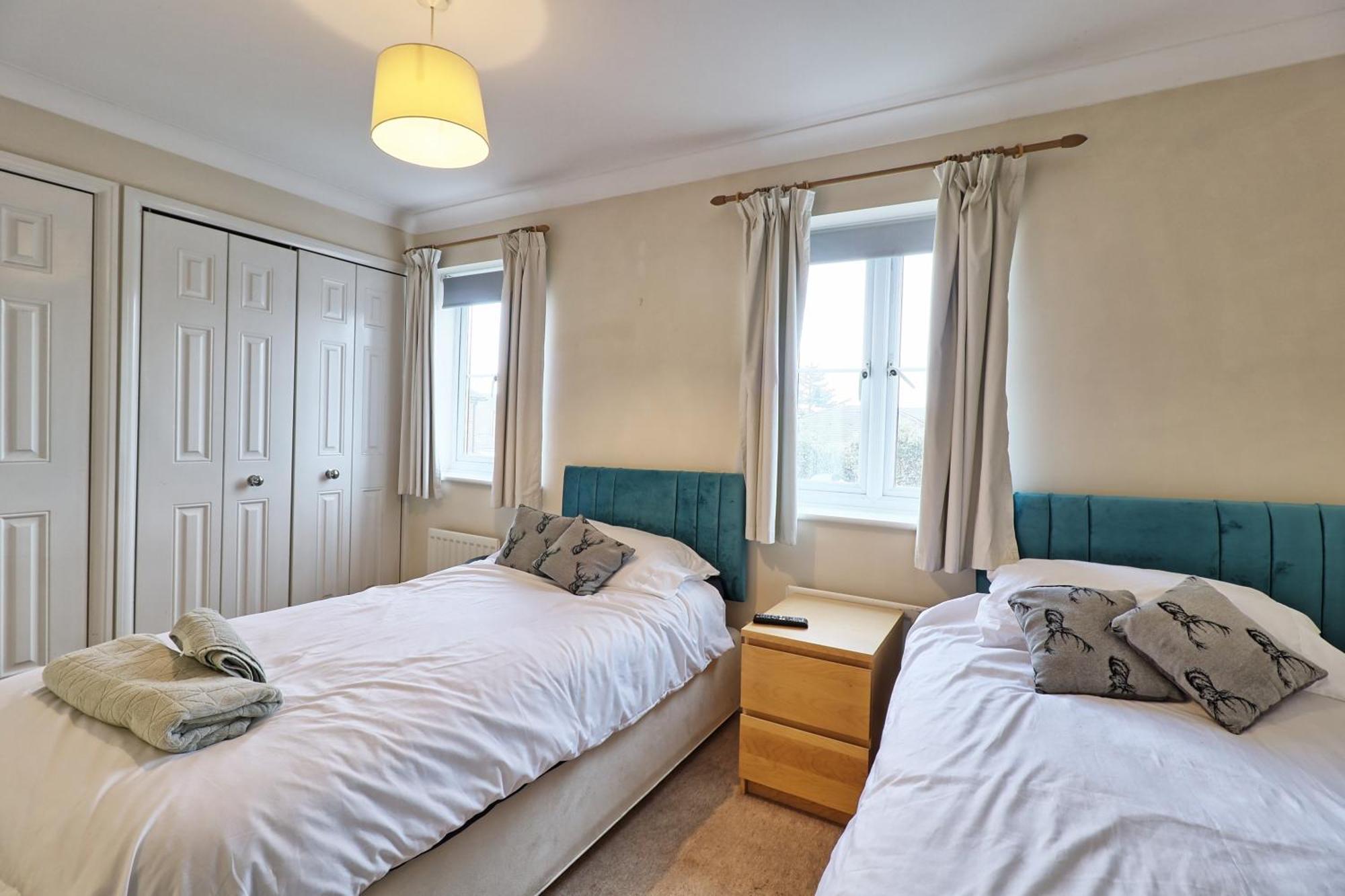 By Buildersbeds - Paignton House 4 Bedrooms Harold Wood Exterior foto